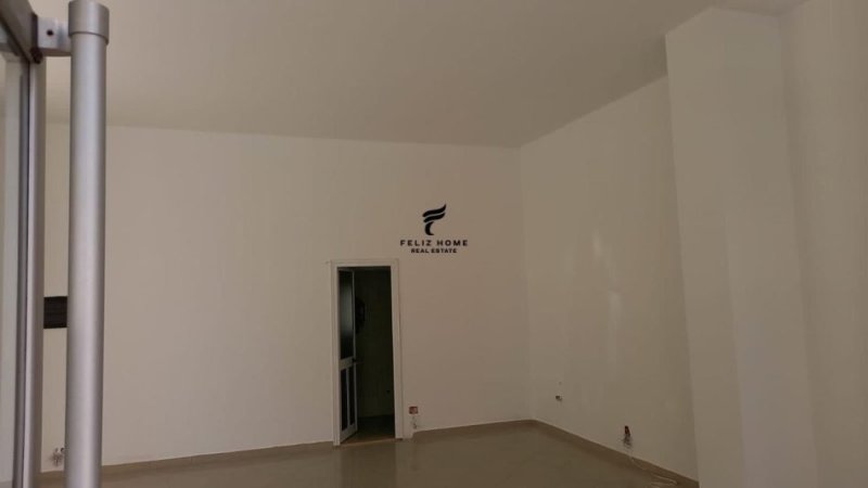 Tirane, shitet dyqan , , 62 m² 124,000 € (PROKURORIA E PERGJITHSHME)