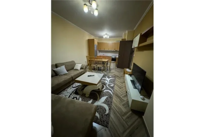 Tirane, jepet me qera apartament 2+1+Ballkon, Kati 6, 75 m² 400 € (Astir)