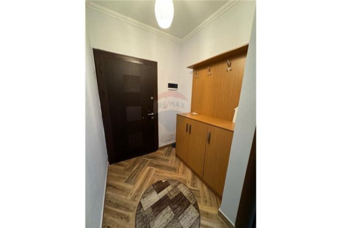 Tirane, jepet me qera apartament 2+1+Ballkon, Kati 6, 75 m² 400 € (Astir)
