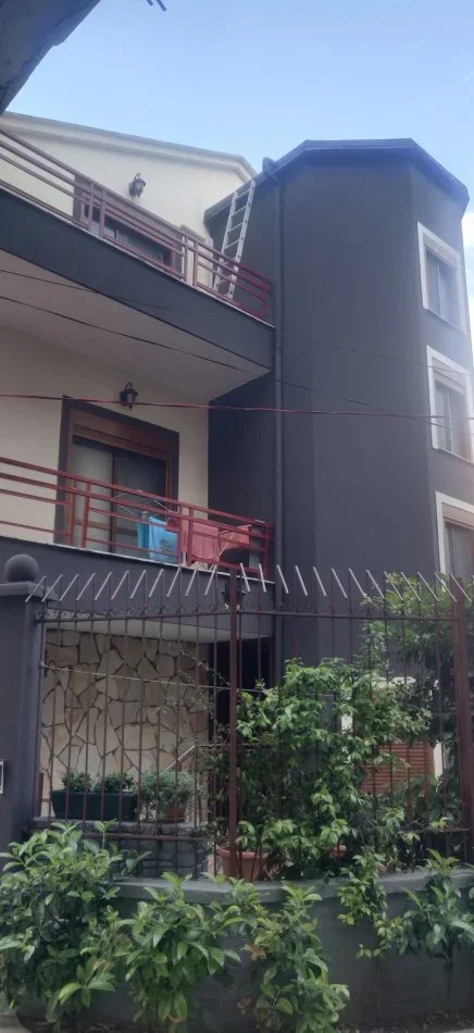 Tirane, Vile 3 Katshe, Kati 3, 349 m² 649,999 €
