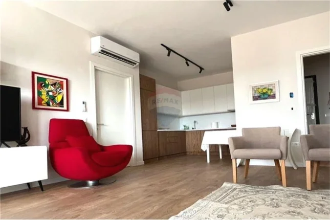 Tirane, jepet me qera apartament 2+1, Kati 8, 105 m² 1,200 € (Rruga Myslym Shyri)