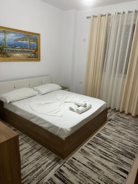 Tirane, jepet me qera apartament 1+1, Kati 2, 81 m² 500 € (Rruga 5 MAj)
