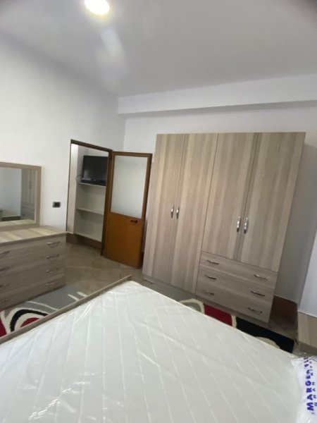 Tirane, jepet me qera Vile 1+1, Kati 1, 60 m² 350 € (Selite)