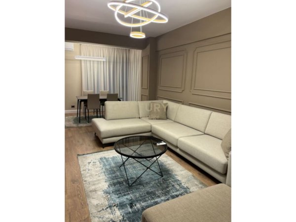 Tirane, jepet me qera apartament 2+1+Ballkon, Kati 6, 96 m² 1,300 € (Faik konica)