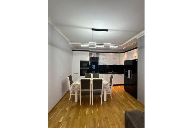 Tirane, jepet me qera apartament 2+1, , 100 m² 700 € (Apartament 2+1+2 me qira Astir.)