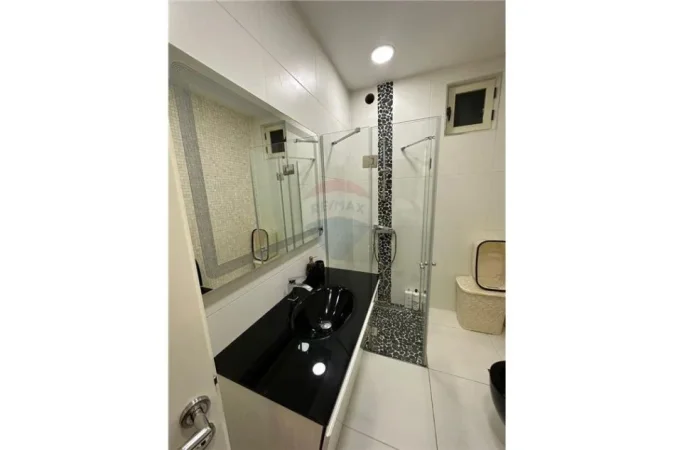 Tirane, jepet me qera apartament 2+1, , 100 m² 700 € (Apartament 2+1+2 me qira Astir.)