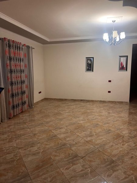 Tirane, jepet me qera apartament 3+1, Kati 3, 140 m² 800 € (Don Bosko)
