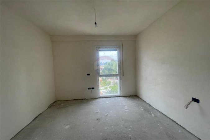 Tirane, shitet apartament 2+1, Kati 3, 118 m² 145,000 € (Apartament 2+1+2 per Shitje prane Bulevardit te Ri)