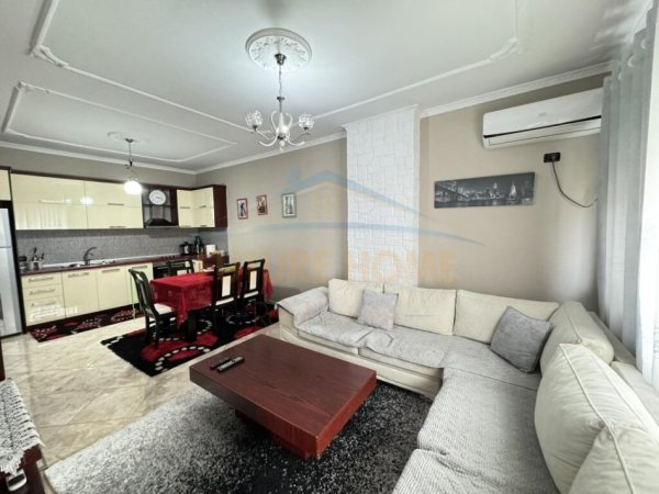 Tirane, shitet apartament 2+1, Kati 4, 91 m² 123,000 € (Unaza e Re)