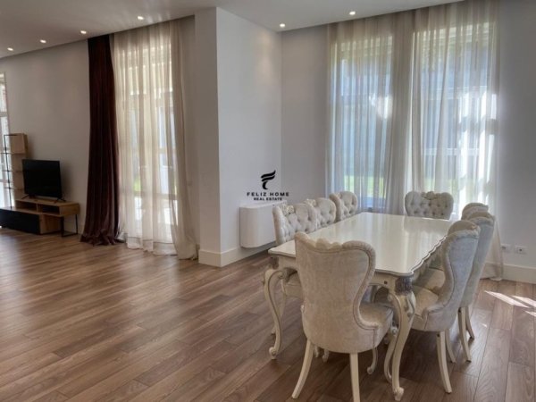 Tirane, jepet me qera apartament 2 Katshe, Kati 1, 1,265 m² 5,000 € (ROLLING HILLS 1)