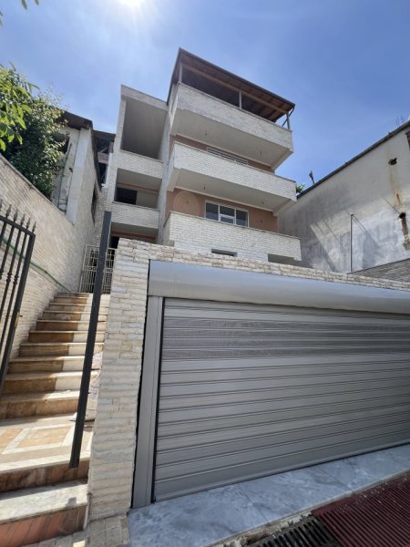 Shitet Vile 3 Katshe prane Vilave Gjermane , , 448 m² 350,000 € (Fuat Toptani)