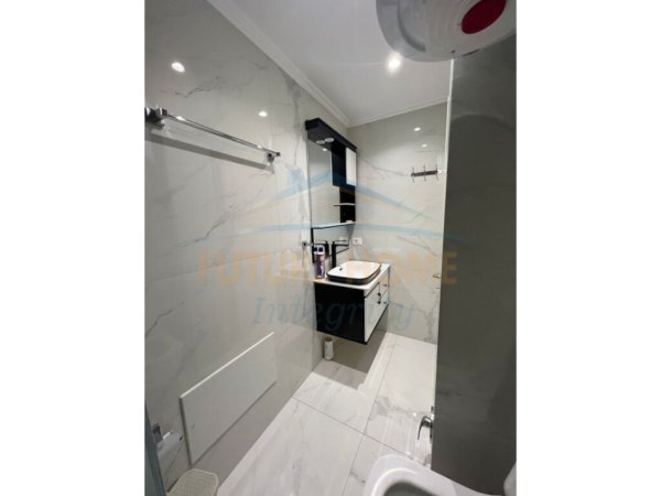 Tirane, jepet me qera apartament Dublex, Kati 4, 100 m² 500 € (Selite)