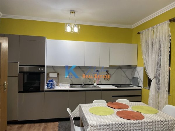Tirane, jap me qera apartament 2+1+Ballkon, Kati 1, 100 m² 550 € (Ferit Xhajko)