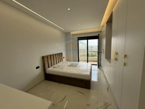 Tirane, jepet me qera apartament 1+1, Kati 9, 74 m² 550 € (UNAZA E RE)