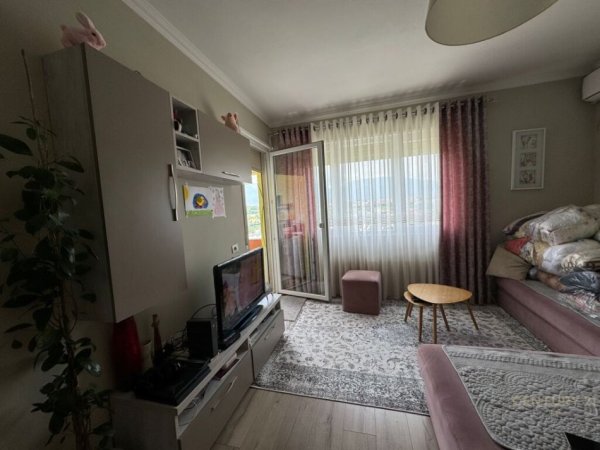 Tirane, jap me qera apartament 1+1+POST PARKIMI+Ballkon, , 65 m² 600 € (Liqeni i Thatë)