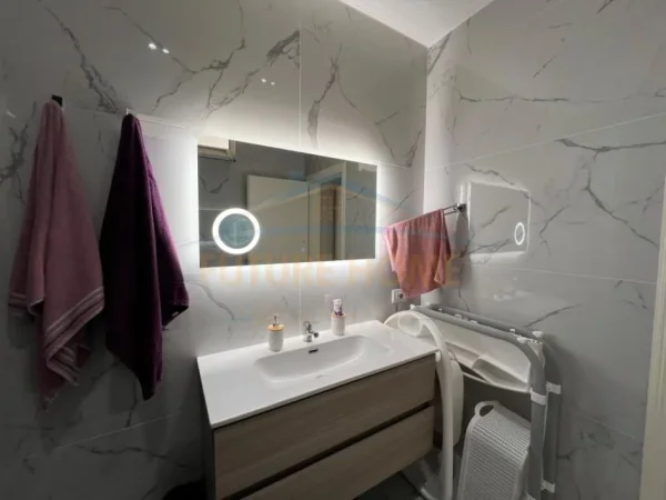 Durres, shitet apartament 2+1, Kati 9, 103 m² 120,000 € (PLAZH ILIRIA,DURRES)