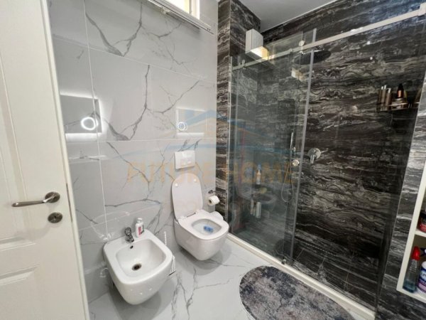 Durres, shitet apartament 2+1, Kati 9, 103 m² 120,000 € (PLAZH ILIRIA,DURRES)