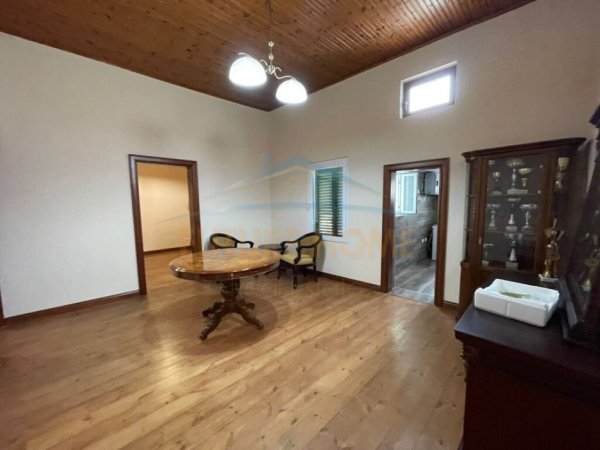 Durres, Qera, apartament duplex 4+1, Kati 2, 120 m² (GJYKATA,DURRES)