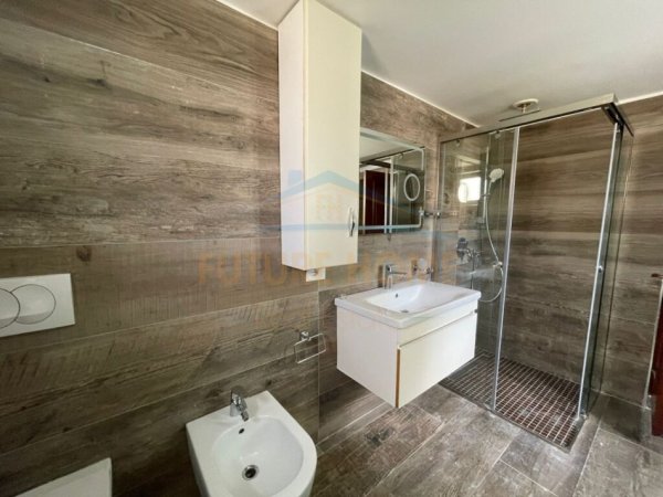 Durres, Qera, apartament duplex 4+1, Kati 2, 120 m² (GJYKATA,DURRES)