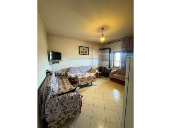 Durres, shitet shtepi 5+1+Aneks+Ballkon, Kati 0, 4,369 m² 140,000 € (MAMINAS,DURRES)
