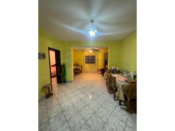 Durres, shitet shtepi 5+1+Aneks+Ballkon, Kati 0, 4,369 m² 140,000 € (MAMINAS,DURRES)