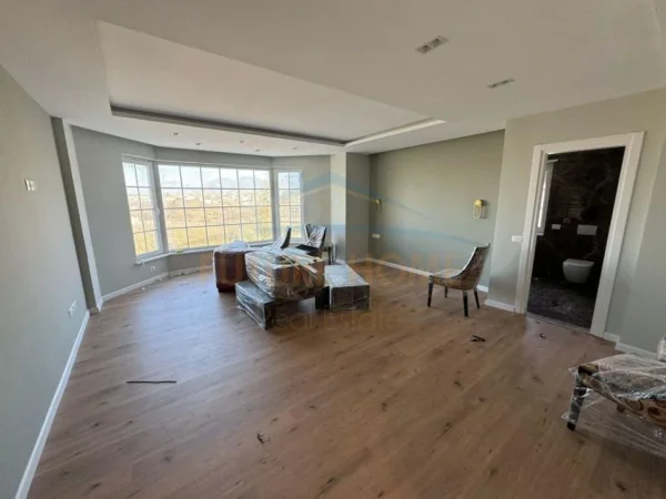 Durres, shitet Vile 5+1, Kati 0, 482 m² 1,200,000 € 