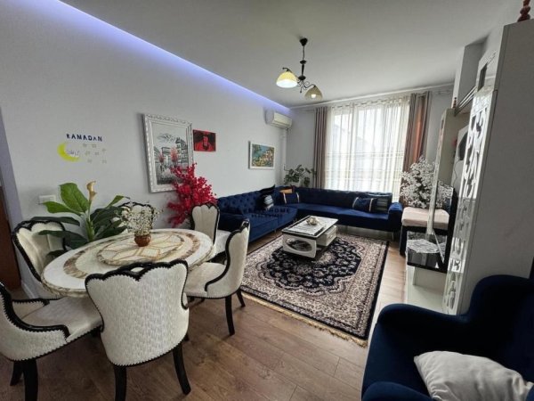 Tirane, shitet apartament , Kati 1, 103 m² 73,000 € (RRUGA BERISHA)