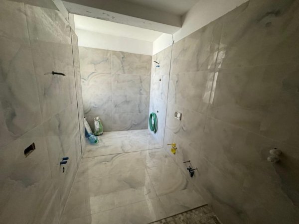 Durres, shitet apartament 1+1, Kati 6, 72 m² 145,000 € (SHKEMBI KAVAJES,DURRES)