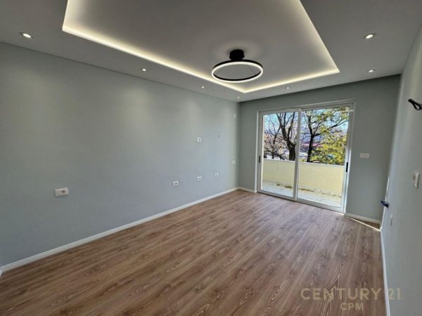 Tirane, shitet apartament 3+1, , 93 m² 168,000 € (21 dhjetori)