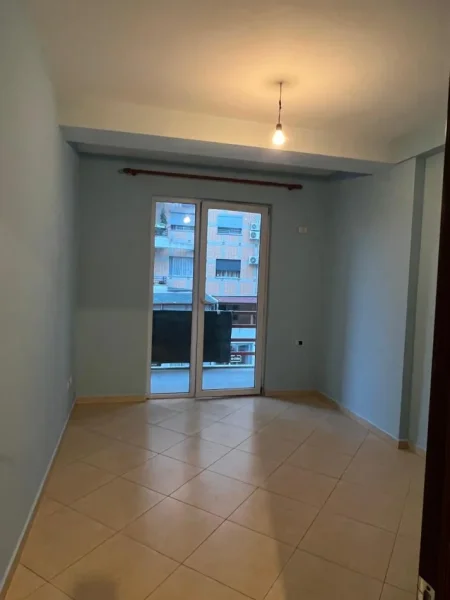Tirane, jepet me qera apartament 2+1, Kati 2, 82 m² 350 € (Teodor Keko , Astir)