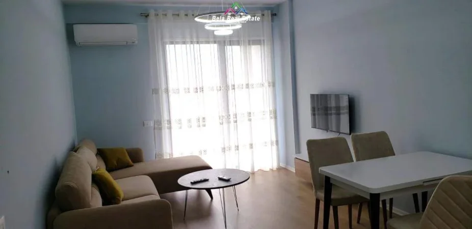 Tirane, jepet me qera apartament 1+1+Ballkon, Kati 5, 65 m² 450 € (asl 2)