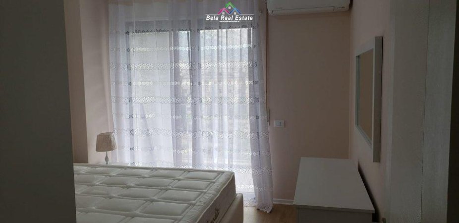 Tirane, jepet me qera apartament 1+1+Ballkon, Kati 5, 65 m² 450 € (asl 2)