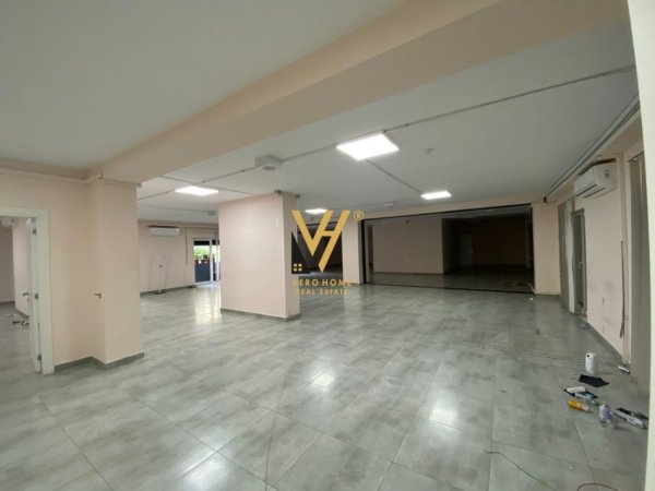 Tirane, jepet me qera zyre , Kati 1, 750 m² 7,500 € (STACIONI I TRENIT)