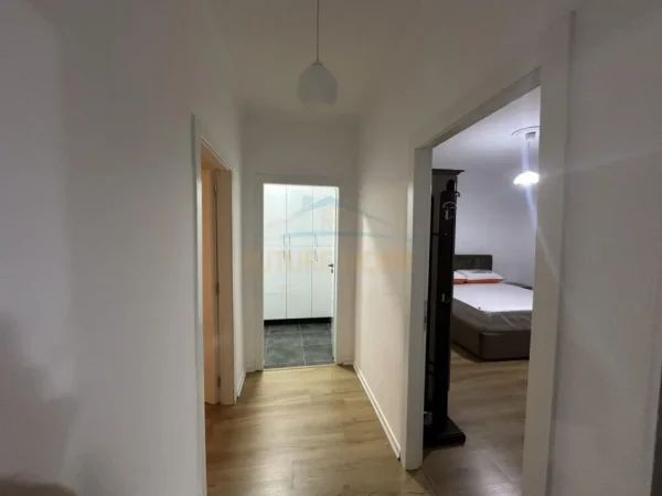 Tirane, jepet me qera apartament 2+1, Kati 3, 100 m² 450 € (Rruga e Dibres)