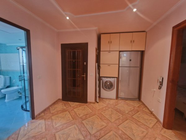 Tirane, jepet me qera apartament 2+1+Aneks+Ballkon, Kati 4, 85 m² 450 € (Dritan Hoxha)