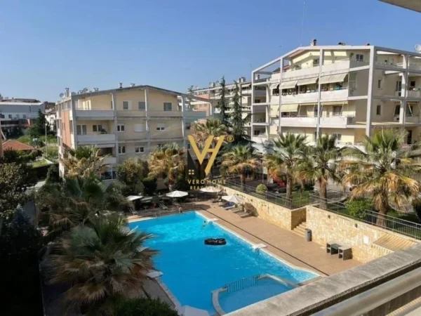 Tirane, jepet me qera apartament 3+1+Ballkon, Kati 6, 140 m² 1,500 € (TEG)