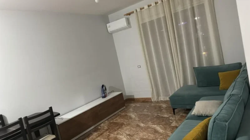 Tirane, jepet me qera apartament 1+1, Kati 8, 70 m² 40.000 LEK (Rr. Mikel Maruli)