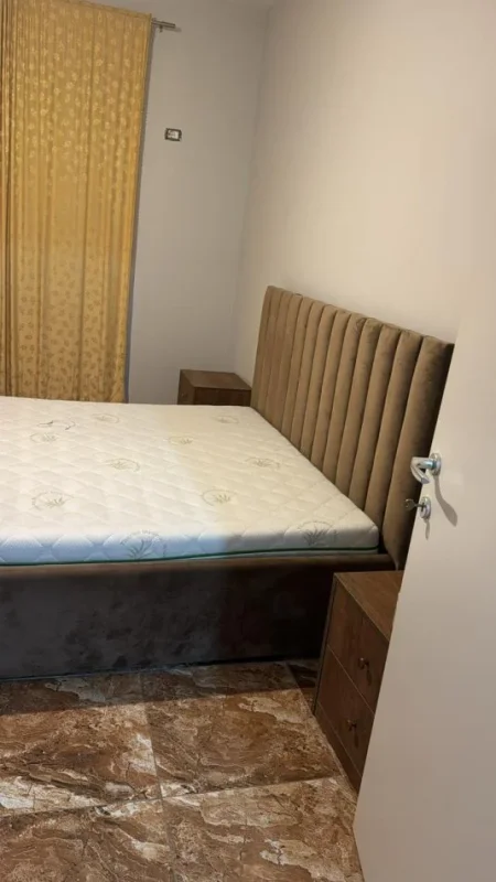 Tirane, jepet me qera apartament 1+1, Kati 8, 70 m² 40.000 LEK (Rr. Mikel Maruli)