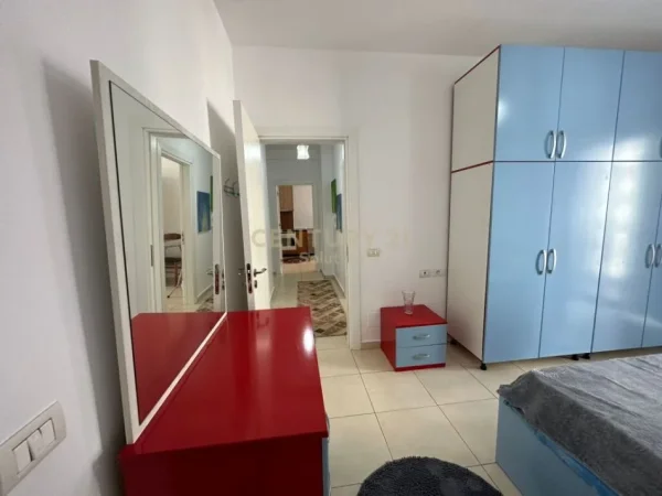 Tirane, jepet me qera apartament 1+1, Kati 3, 90 m² 420 € (Ozone, Astir)