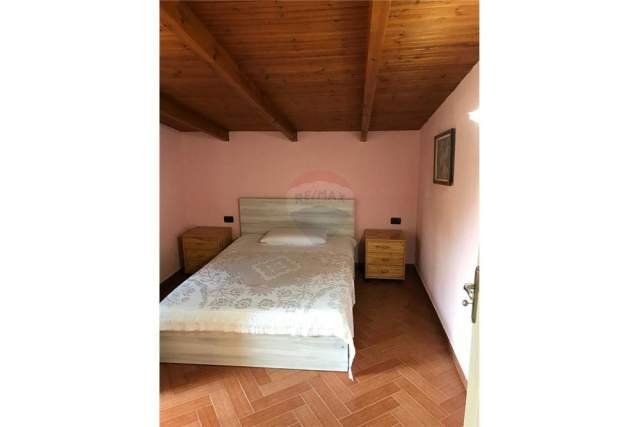 Tirane, jepet me qera apartament 2+1+A+BLK Kati 3, 170 m² 800 Euro (Nikolle Filja)