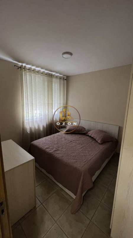 Tirane, jepet me qera apartament 1+1+BLK Kati 7, 75 m² 600 Euro (Ish Ekspozita)