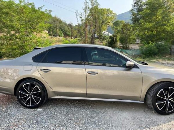 Tirane, shes makine Volkswagen Passat Viti 2012, 9.400 €