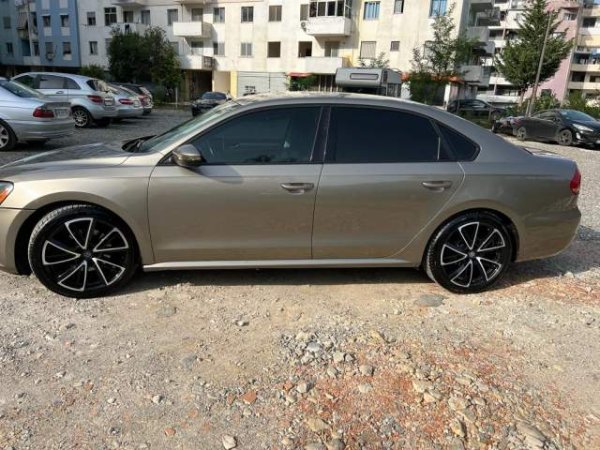Tirane, shes makine Volkswagen Passat Viti 2012, 9.400 €