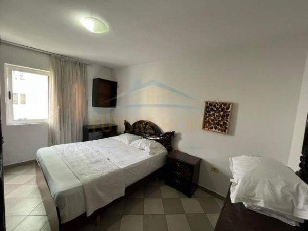 Tirane, jepet me qera apartament Kati 5, 68 m² 400 Euro (Sheshi willson)