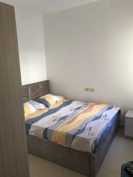 Orikum, jap me qera 2+1+A+BLK Kati 3, 75 m² 40 Euro (Rruga Kaonët)