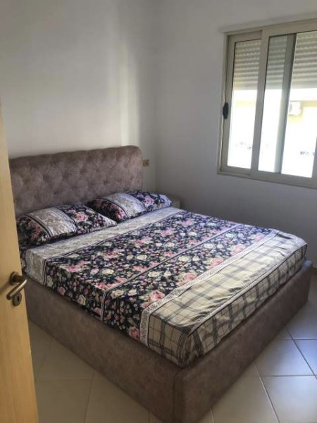 Orikum, jap me qera 2+1+A+BLK Kati 3, 75 m² 40 Euro (Rruga Kaonët)