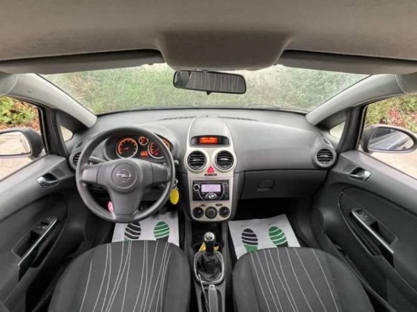 Tirane, shes makine Opel CORSA Viti 2008, 3.200 Euro