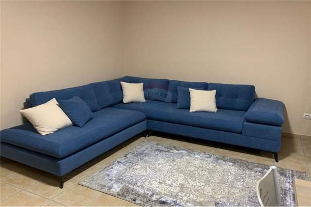 Tirane, jepet me qera apartament Kati 7, 65 m² 600 Euro (MYSLYM SHYRI)