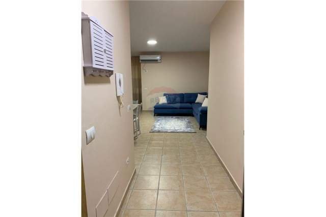 Tirane, jepet me qera apartament Kati 7, 65 m² 600 Euro (MYSLYM SHYRI)