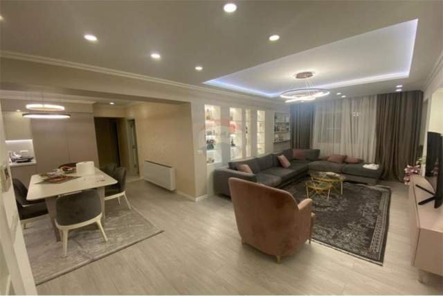 Tirane, jepet me qera apartament Kati 3, 137 m² 1.300 Euro (zef jubani)